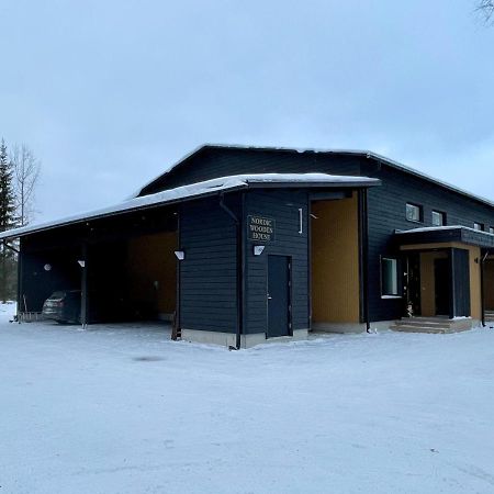 Апартаменти Nordic Wooden House Рованіемі Екстер'єр фото