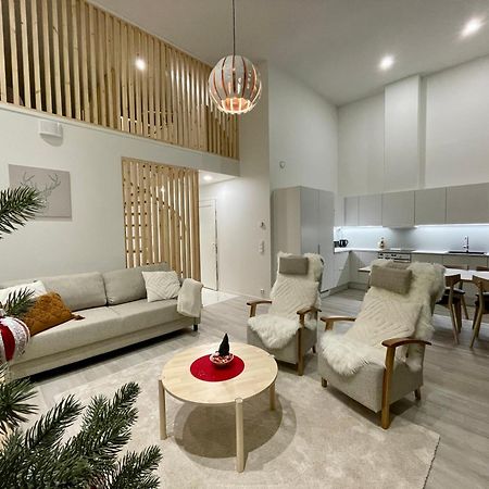 Апартаменти Nordic Wooden House Рованіемі Екстер'єр фото