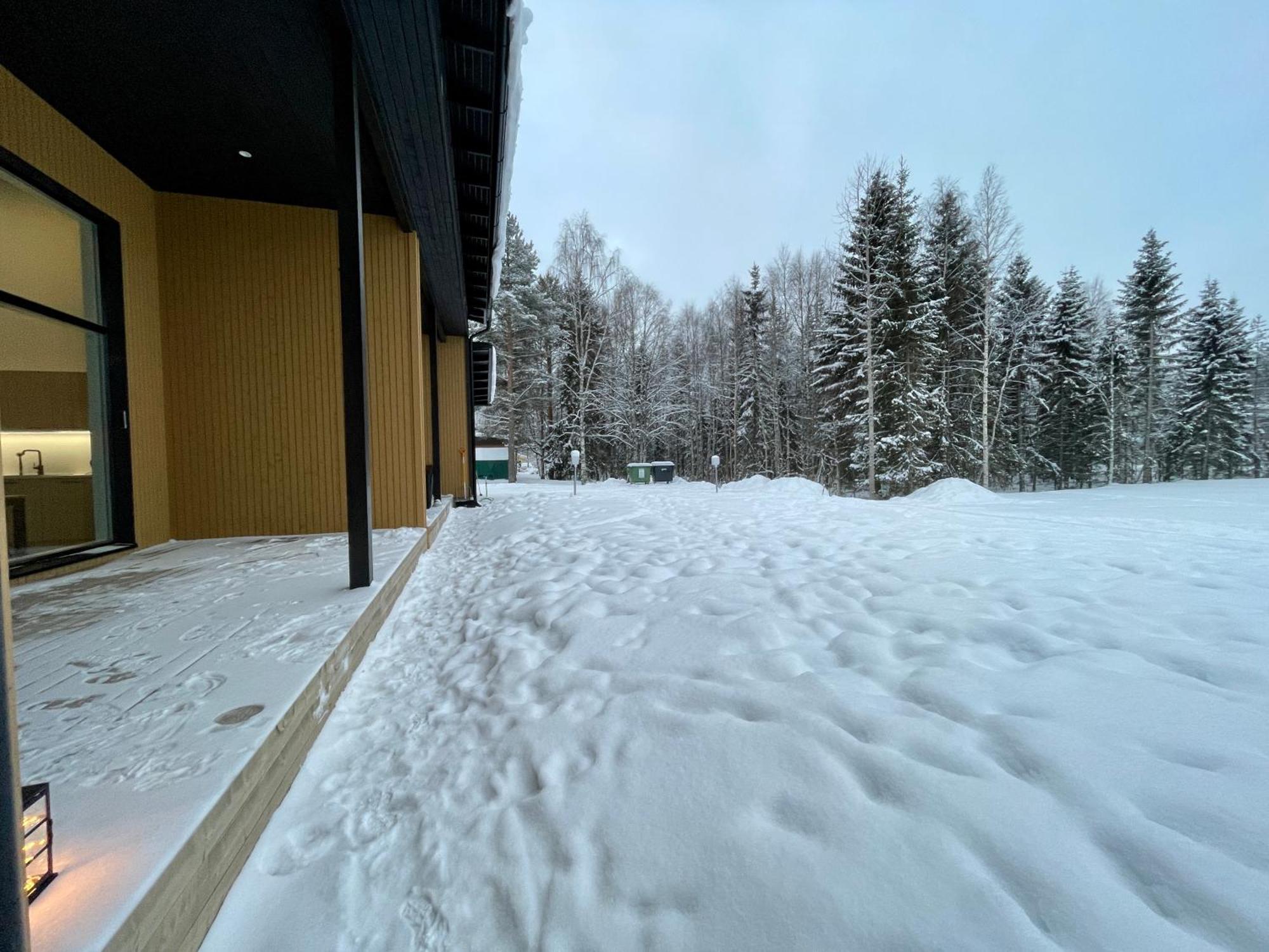Апартаменти Nordic Wooden House Рованіемі Екстер'єр фото